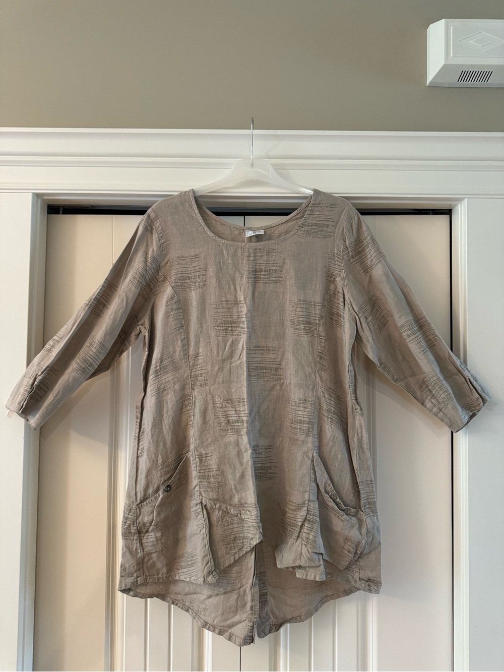 100%❤️Women's Relaxed Taupe Tunic with Front Pockets PTP 23 L 35